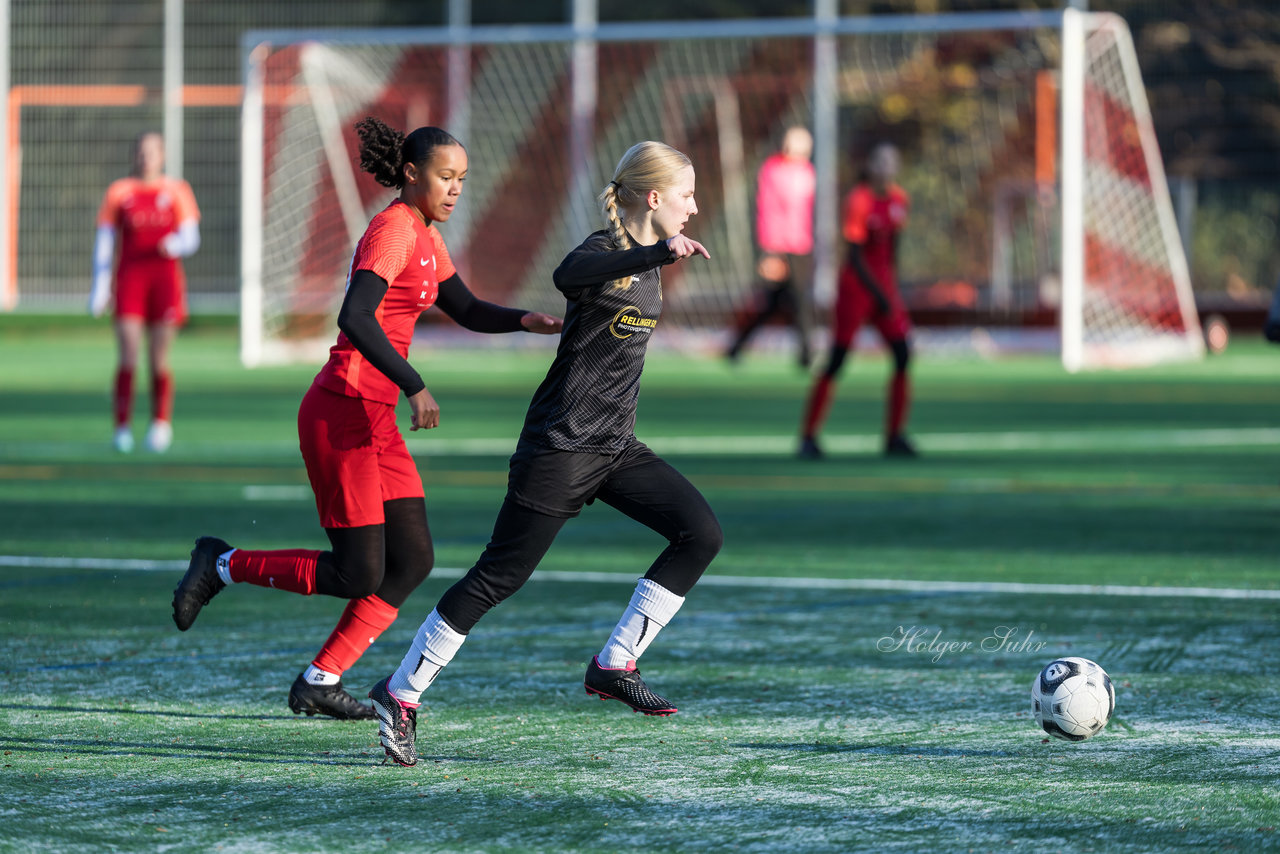 Bild 403 - wBJ VfL Pinneberg2 - Eimsbuttler TV 3 : Ergebnis: 5:0